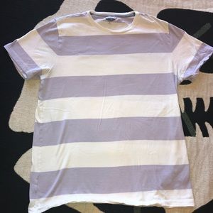 Light purple and white horizontal stripe tee.